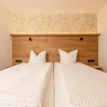 Bed & Breakfast Gulla - *