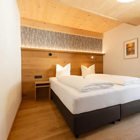 Bed & Breakfast Gulla - *
